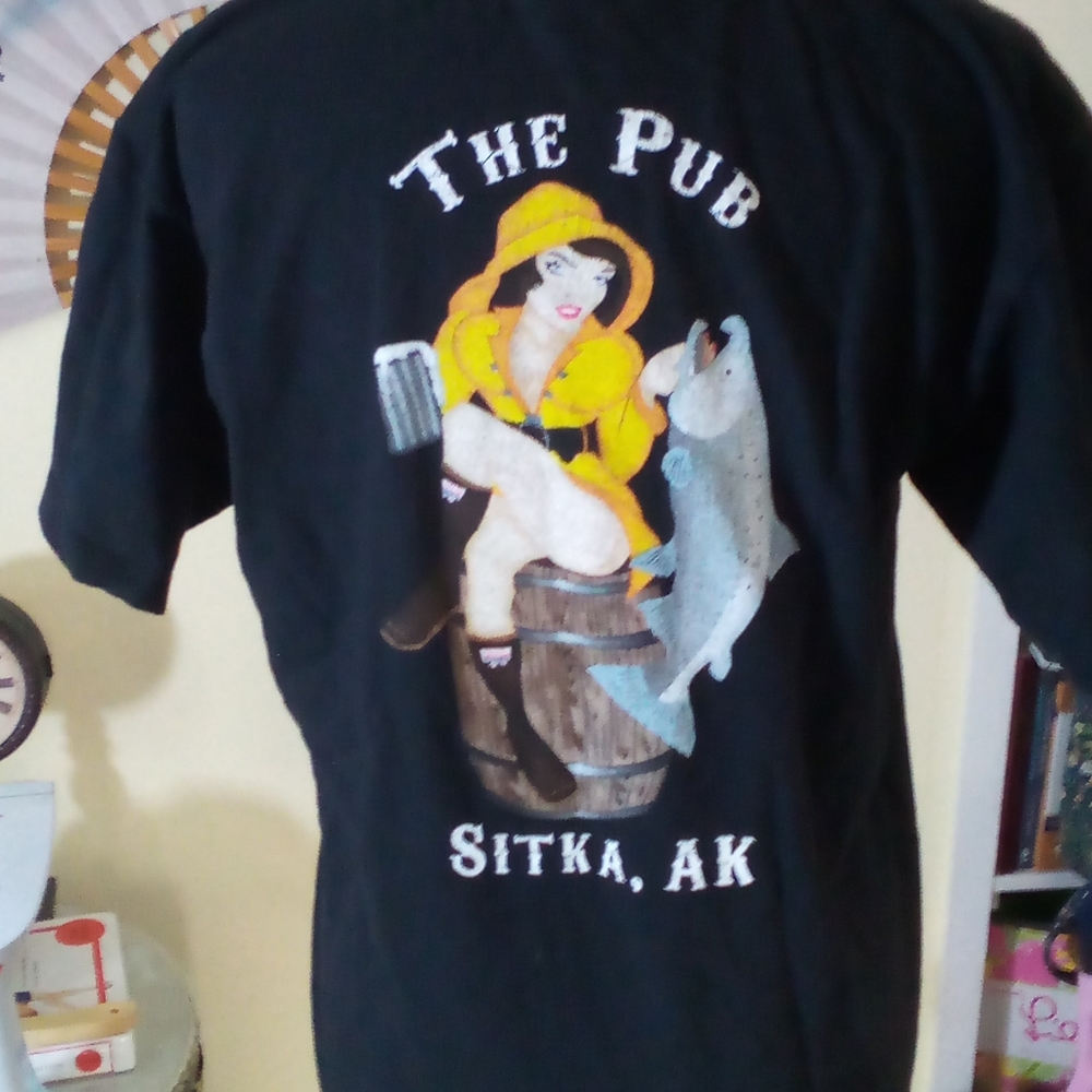 Graphic tee shirt